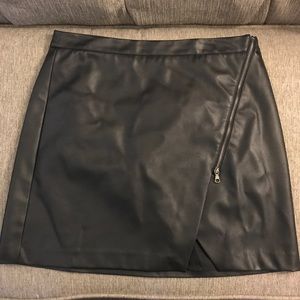 Leather zip skirt